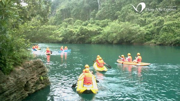Kayaking Chay River