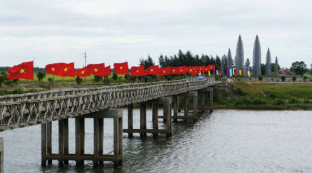 Tour Quảng Bình – Động Phong Nha – Động Thiên Đường – Quảng Trị DMZ 2 ngày 1 Đêm