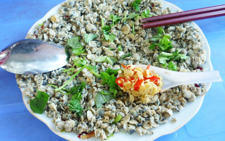 Chắt chắt sông Gianh món ăn dân dã lạ miệng của Quảng Bình