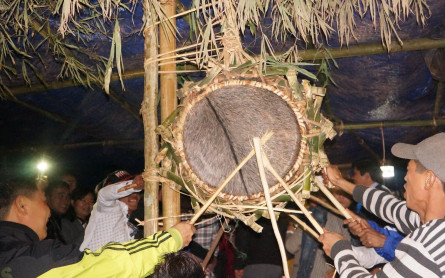 Lễ hội đập trống của Người Ma coong ở Quảng Bình