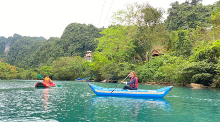 Tour Quảng Bình từ Hà Nội bằng máy bay 4 ngày 3 đêm: Phong Nha – Sông Chày Hang Tối – Động Thiên Đường – Suối Moọc – Vũng Chùa