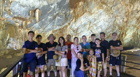 Tour Quảng Bình hè 3 ngày 2 đêm trọn gói: Phong Nha Kẻ Bàng – Thung Lũng Hava Ngọc Bích – Vũng Chùa – Đá Nhảy