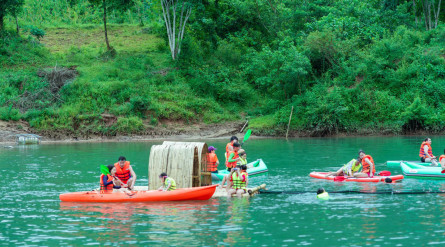 Tour Quảng Bình 3 ngày 2 đêm ghép khách: Bang Onsen – Phong Nha Kẻ Bàng – Thung Lũng Hava – Vũng Chùa – Đá Nhảy