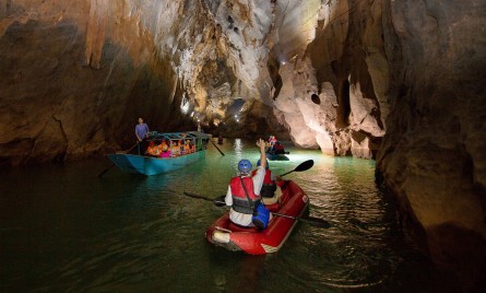 Tour Phong Nha 2 ngày 1 đêm: Động Thiên Đường – Suối Nước Moọc – Thám hiểm 4,5 km sông ngầm Động Phong Nha
