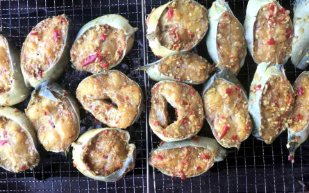 Đến Phong Nha Kẻ Bàng thưởng thức món cá chình trứ danh