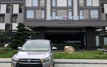 Cho thuê xe 7 chỗ đi Suối Bang Onsen Quảng Bình tận tình chu đáo