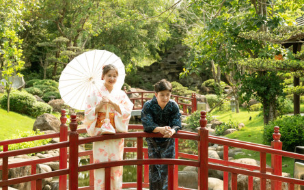 Đắm mình trong làn nước ấm áp tại Suối Bang Onsen mùa thu