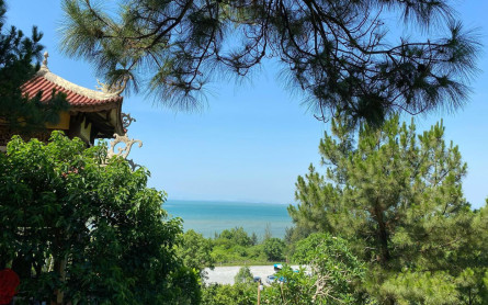 Bài thuyết minh về Vũng Chùa Đảo Yến nơi an nghỉ Đại Tướng Võ Nguyên Giáp