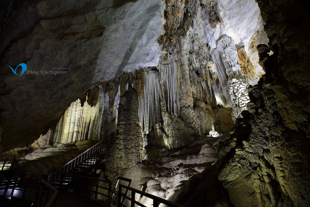 퐁냐케방 국립공원 일일투어 - 파라다이스 동굴 - 어둠의 동굴