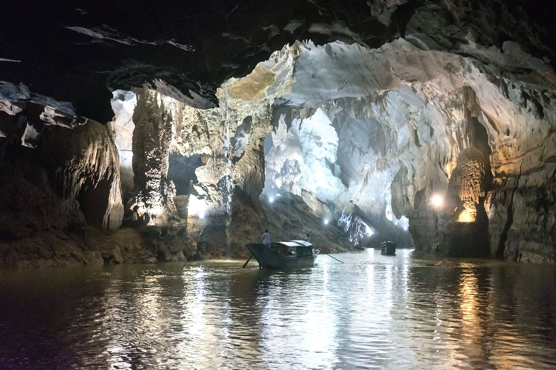 Sông ngầm trong Động Phong Nha