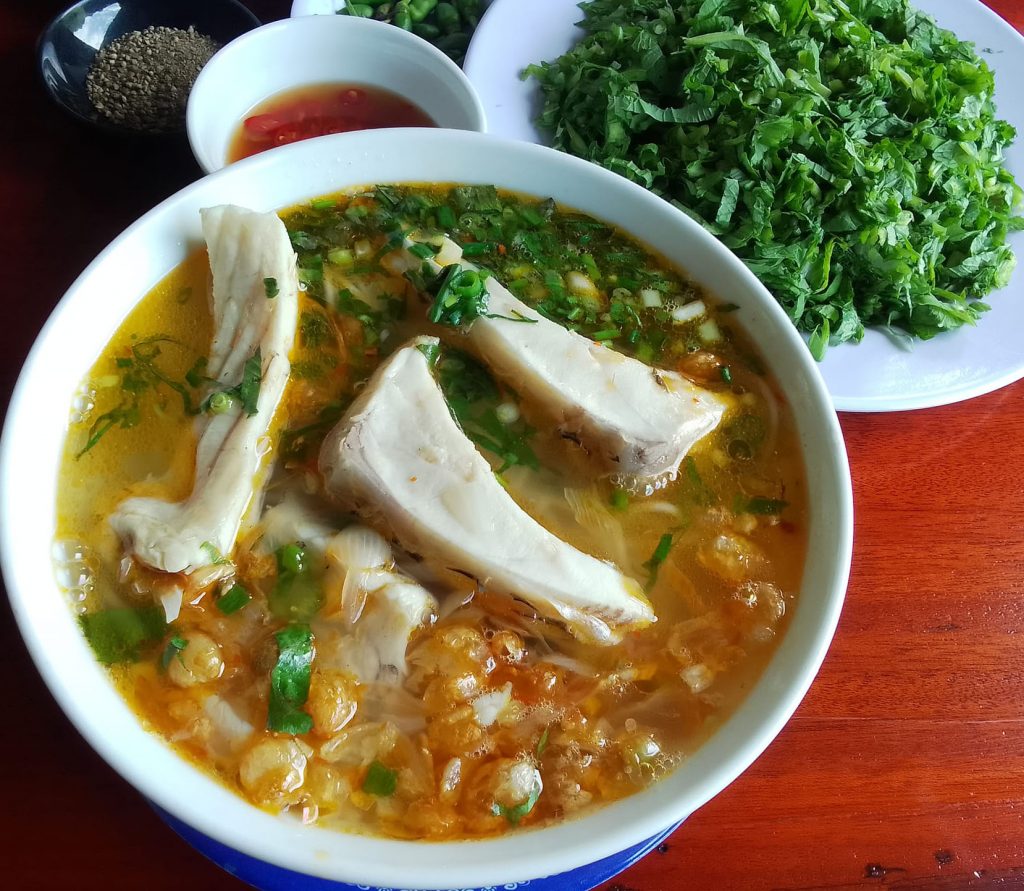 Cháo canh cá trắm Phong Nha