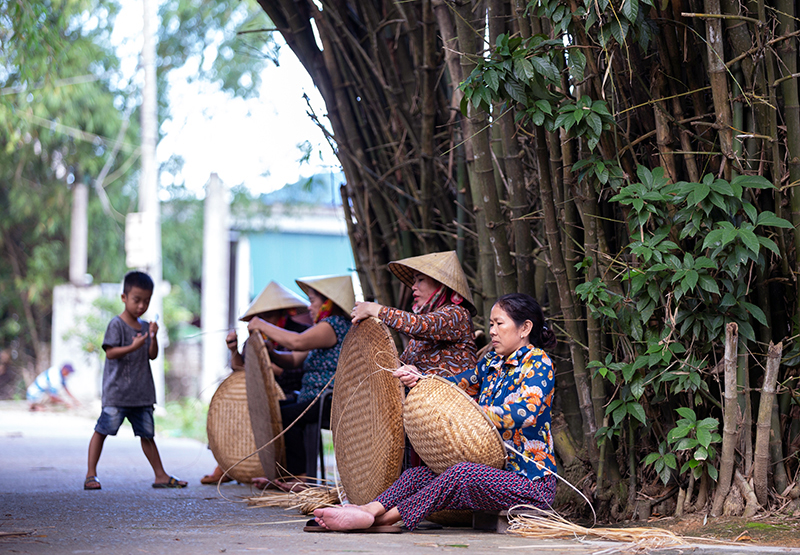 Làng nghề đan lát mây tre Thọ Đơn