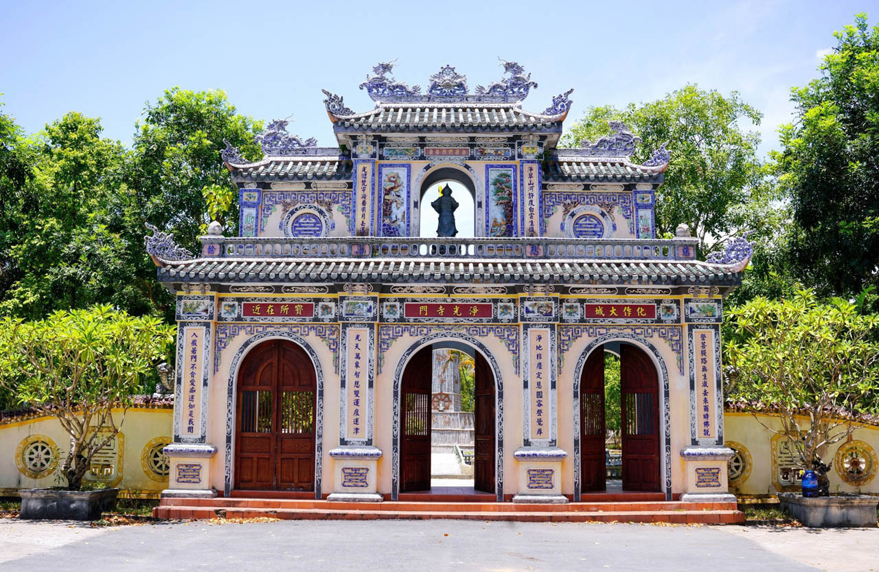 Cổng Tam Quan