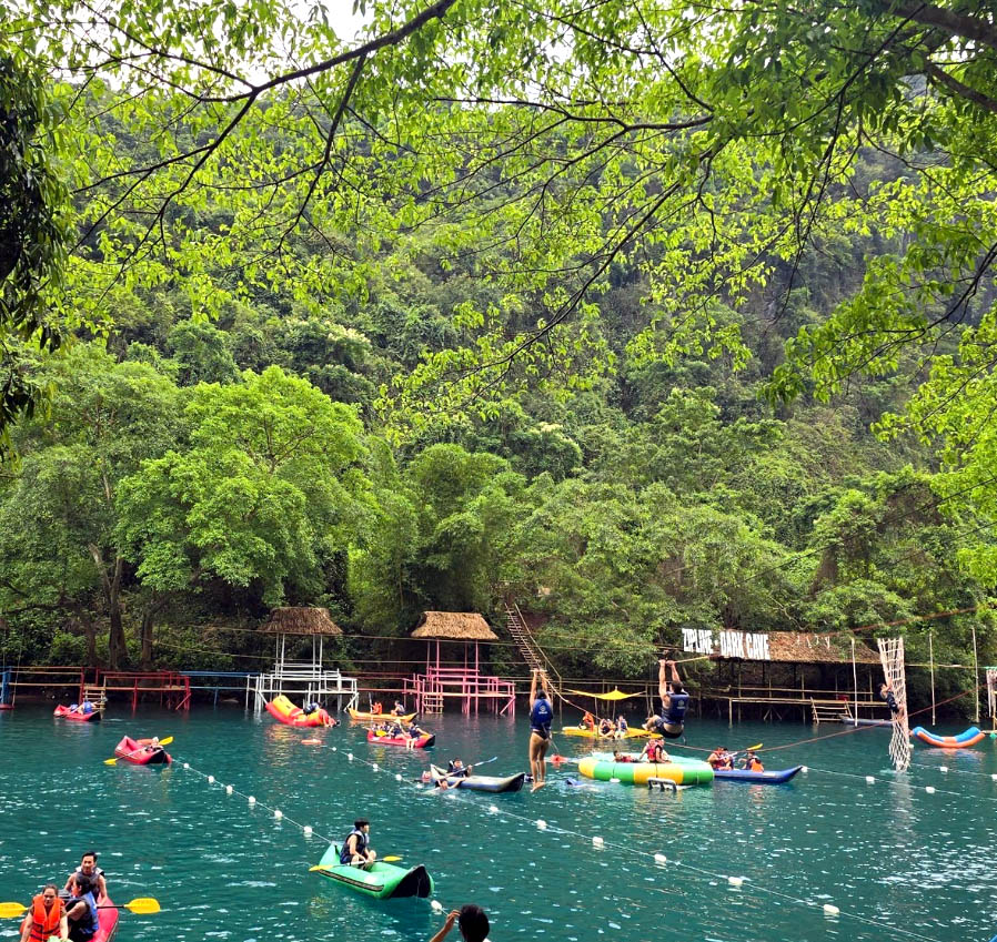 Khu du lịch Sông Chày Hang Tối