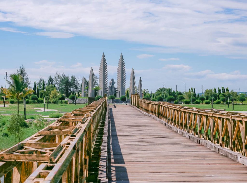 Cầu Hiền Lương - Sông Bến Hải