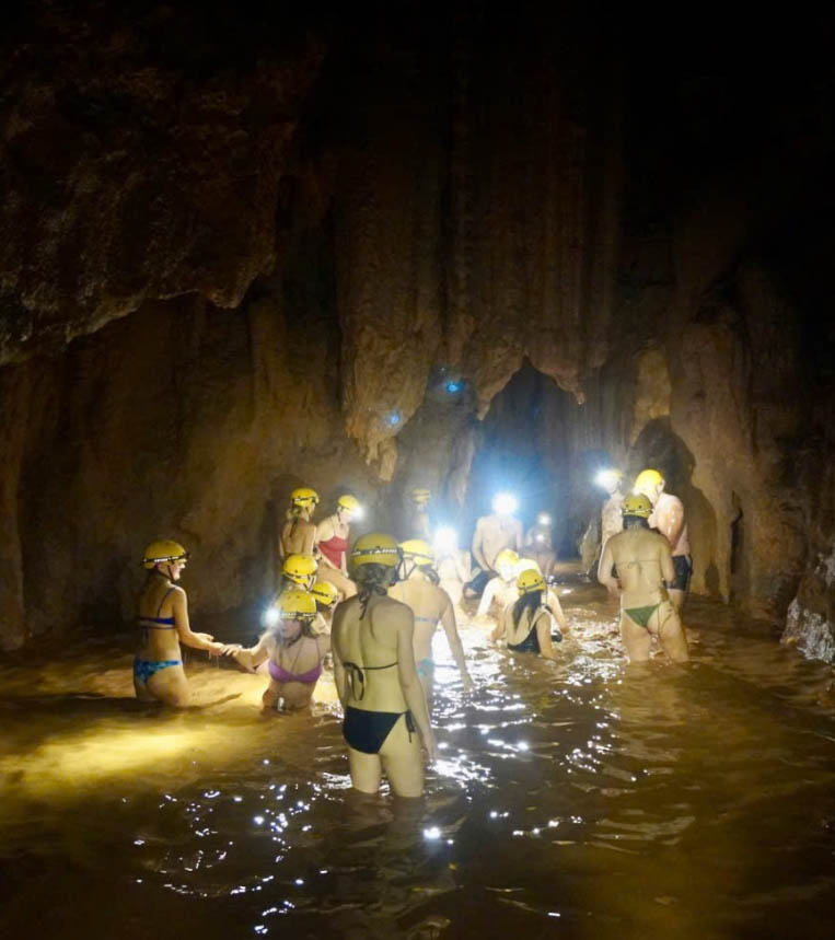 Tắm bùn tự nhiên