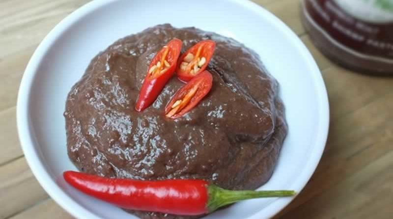Mắm ruốc đặc sản Quảng Bình hấp dẫn mỗi bữa cơm